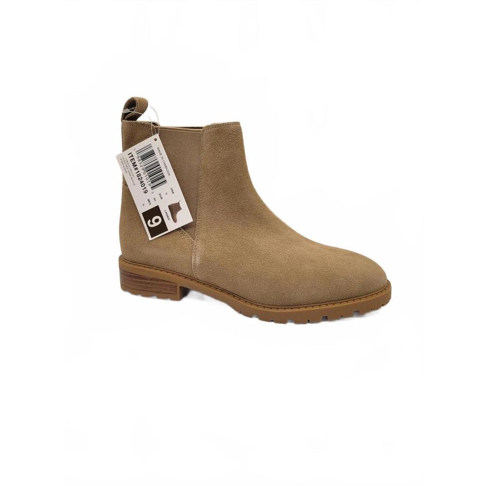 Steve Madden women's  Size 9 Short Boot  Tan